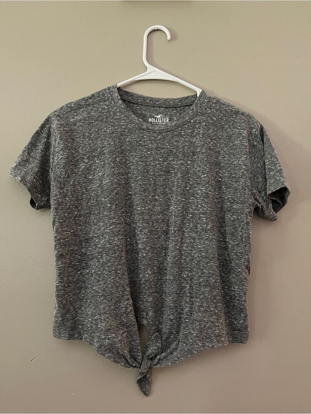 Hollister Gray Heather Short-Sleeve Tie-Front Tee